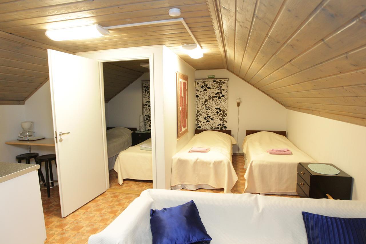 Hotel Urkin Piilopirtti Pinsio Værelse billede